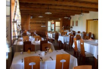 Slovakia Penzión Veľký Šariš, Eksteriør